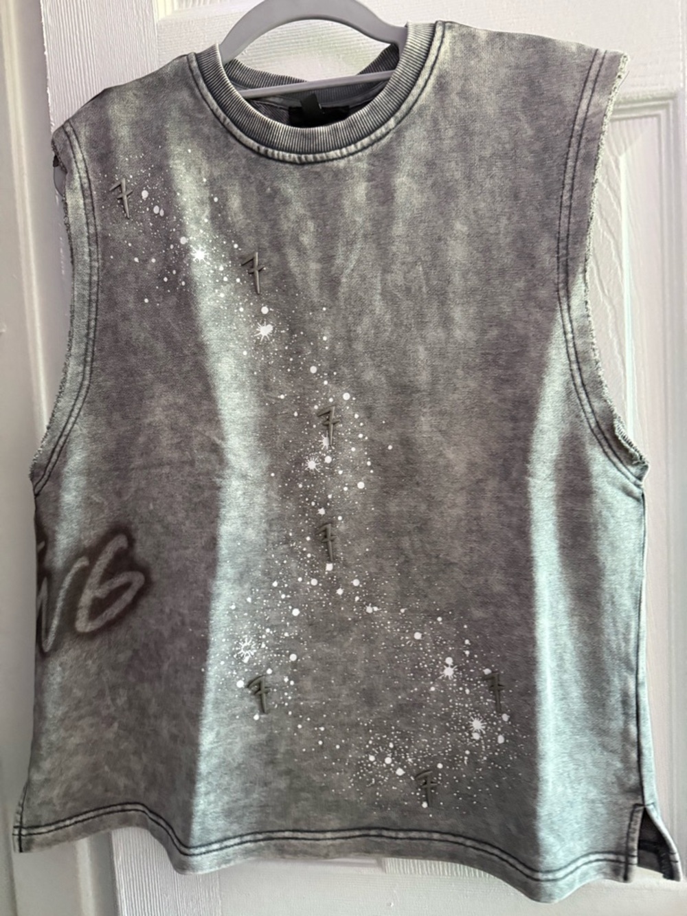 BTS Tour Shirt - Sleeveless Grey - Picture 3 of 6